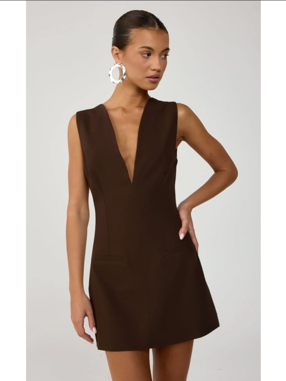 NWT Charcoal Aya Mini Dress (Chocolate). Size 6